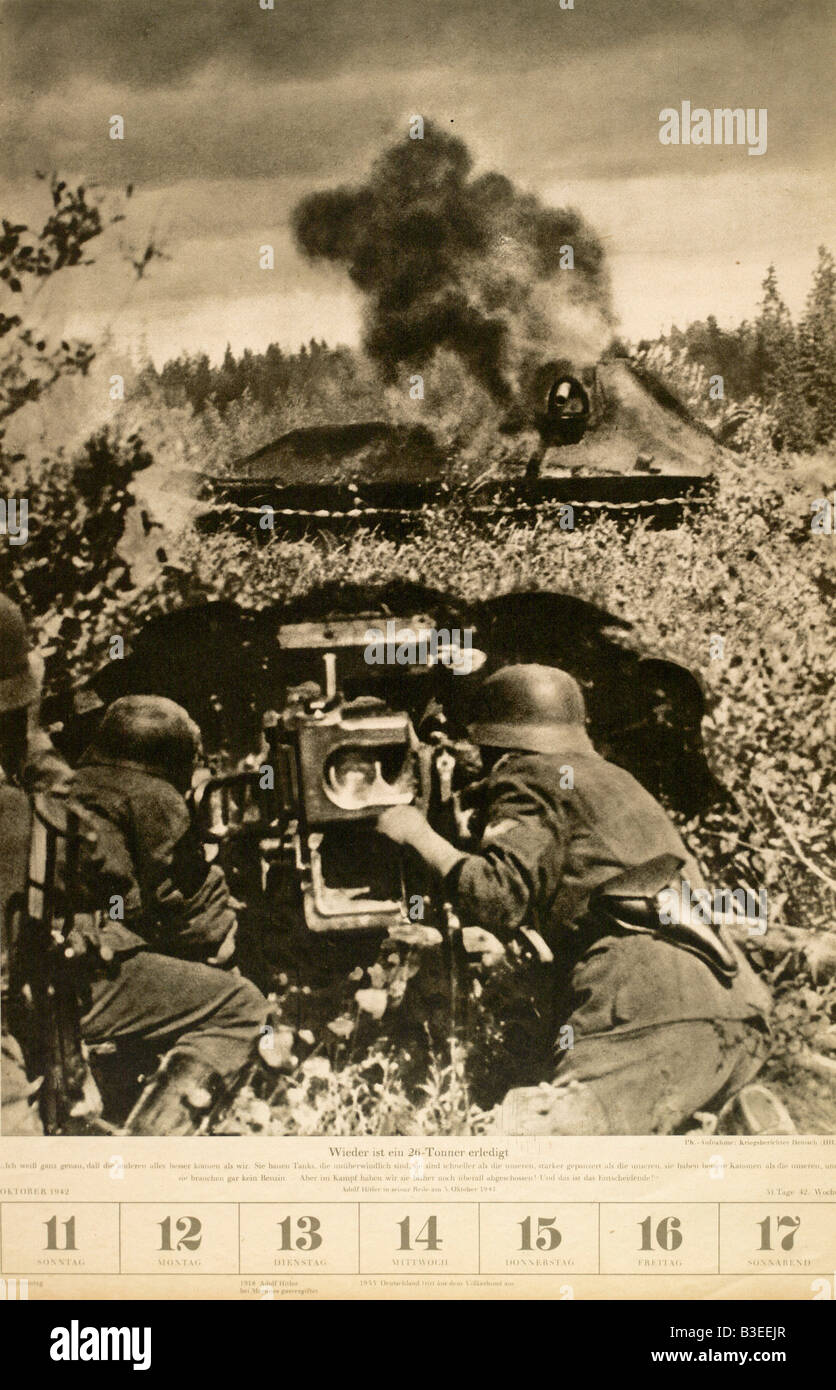 Il tedesco colpi di cannone serbatoio russo / 1941 Foto Stock