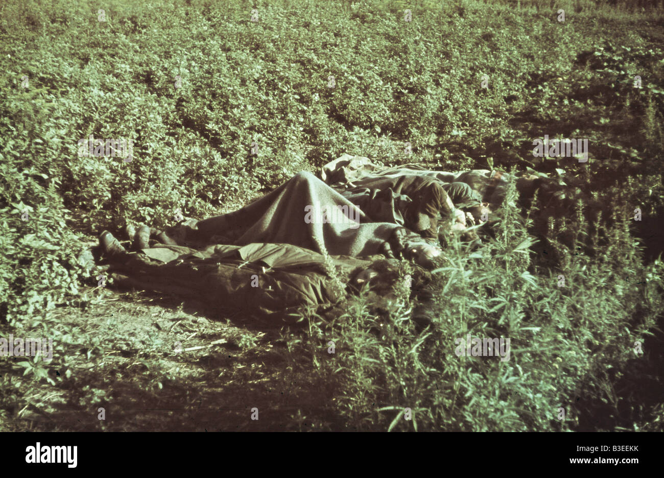 Sleeping soldati tedeschi durante la seconda guerra mondiale / / 1941 Foto Stock