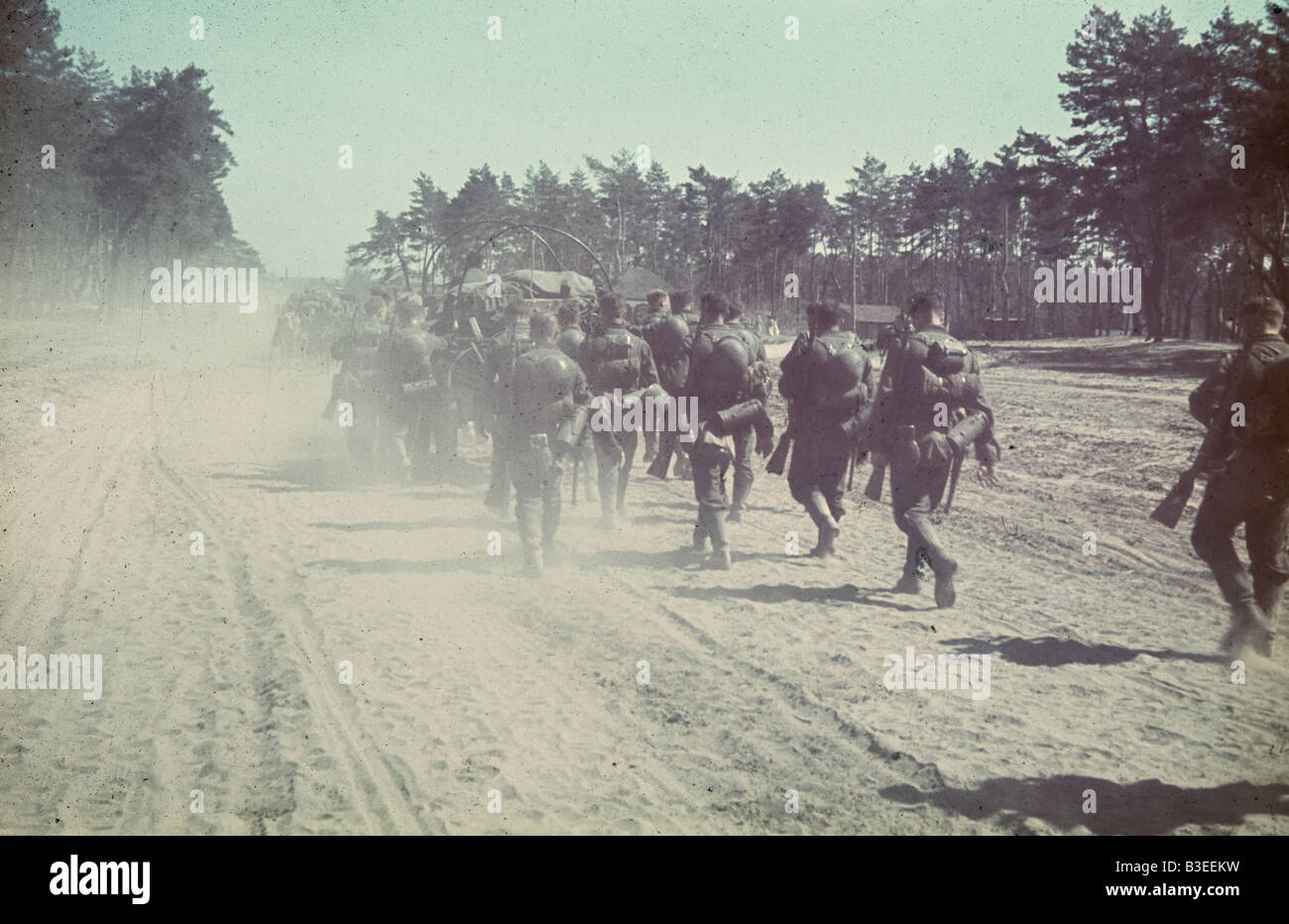 Adavncing truppe tedesche, E.Anteriore / la seconda guerra mondiale Foto Stock
