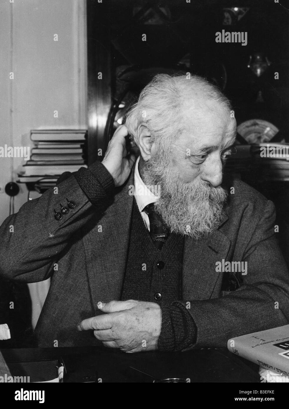 Buber, Martin, 8.2.1878 - 13.6.1965, austriaco ebreo religione inquirer e filosofo, a metà lunghezza, Foto Stock