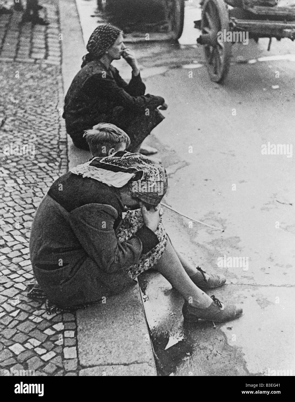 I rifugiati / Berlino / 1945 Foto Stock
