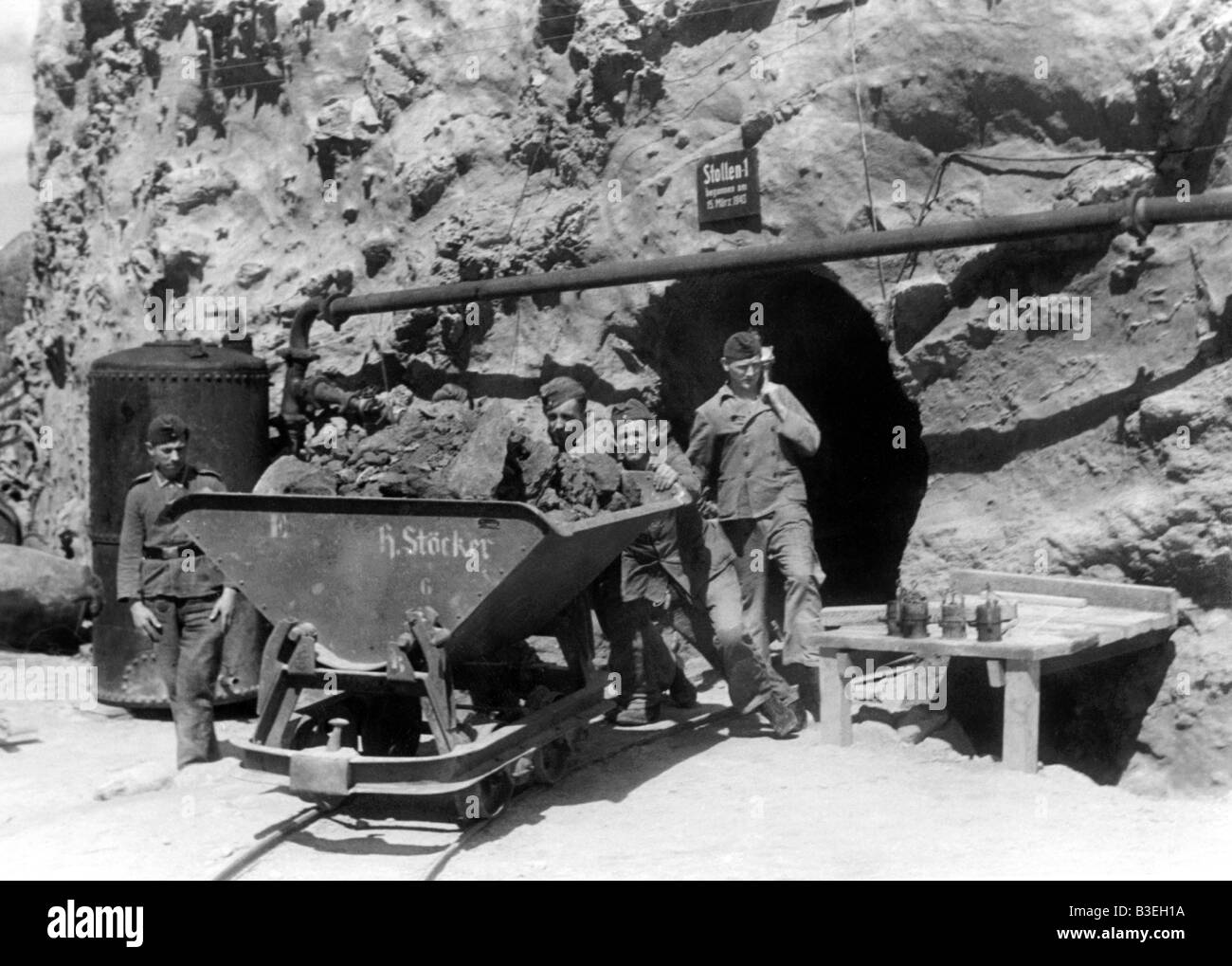 Eventi, Seconda guerra mondiale / seconda guerra mondiale, Francia, Atlantic Wall, costruzione di fortificazioni difensive sulla costa occidentale francese vicino Biarritz, 28.4.1943, Foto Stock