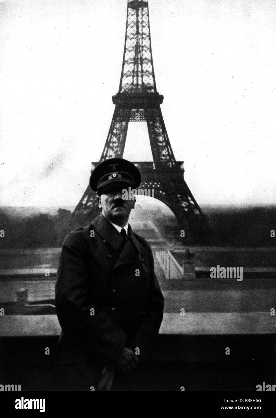 Hitler in visita a Parigi occupata dai/1940 Foto Stock
