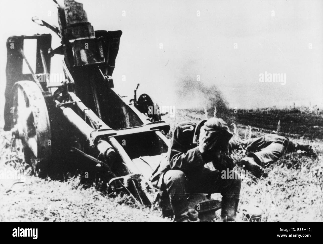 Officer presso il campo di battaglia di Orel Foto Stock