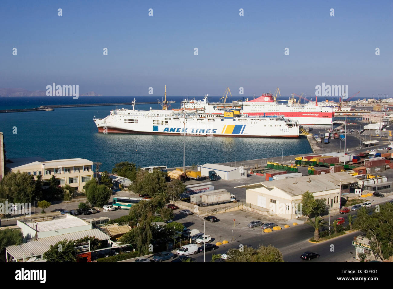 Il porto di Heraklion sull isola di Creta Grecia Heraklion è la capitale di Creta Foto Stock