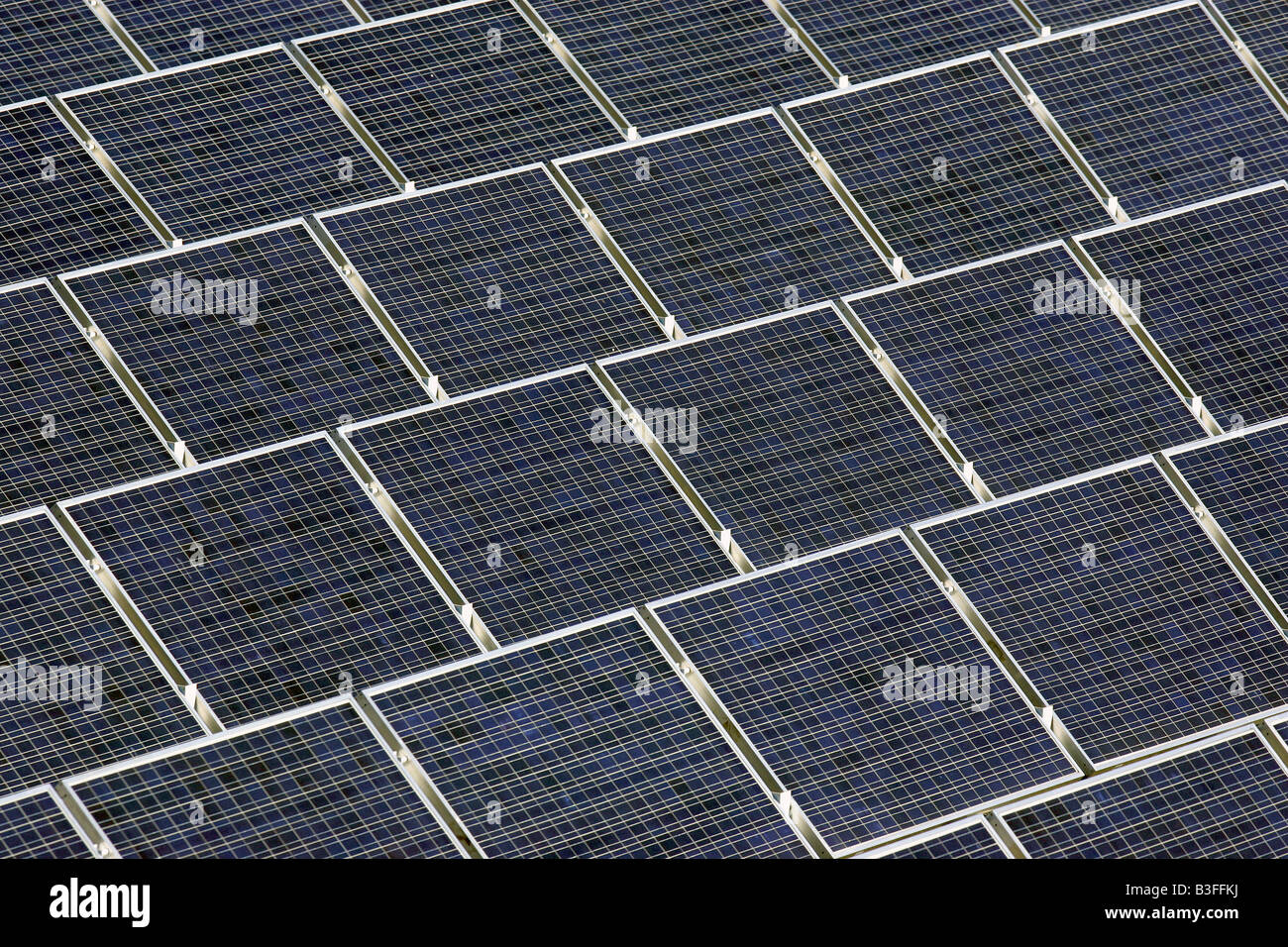 Pannelli solari alla generazione di elettricità solar array Brockton in Massachusetts Foto Stock