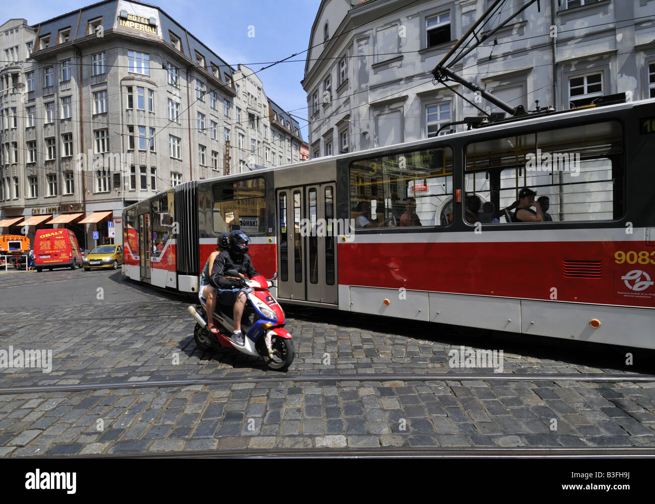 Praga numero tre tram su Havlickova street Foto Stock
