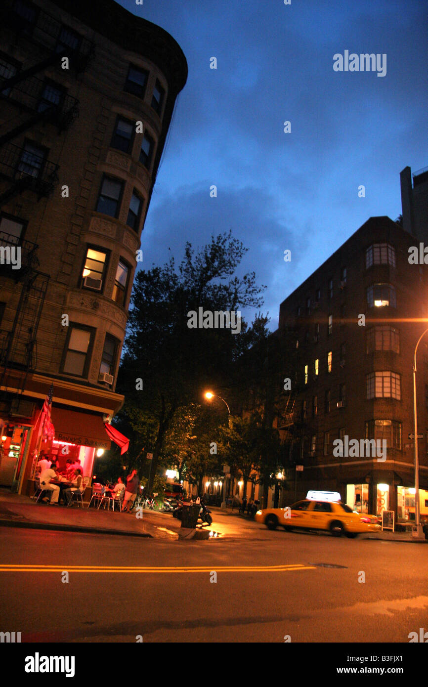 Il Greenwich Village di New York City di notte Foto Stock