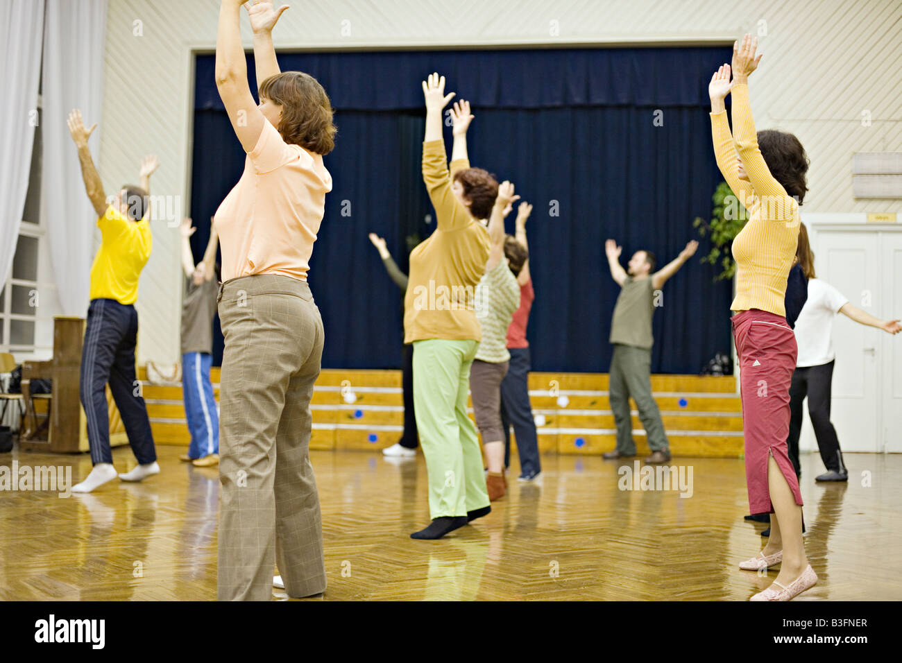 Esercizi yoga di Riga, Lettonia Foto Stock