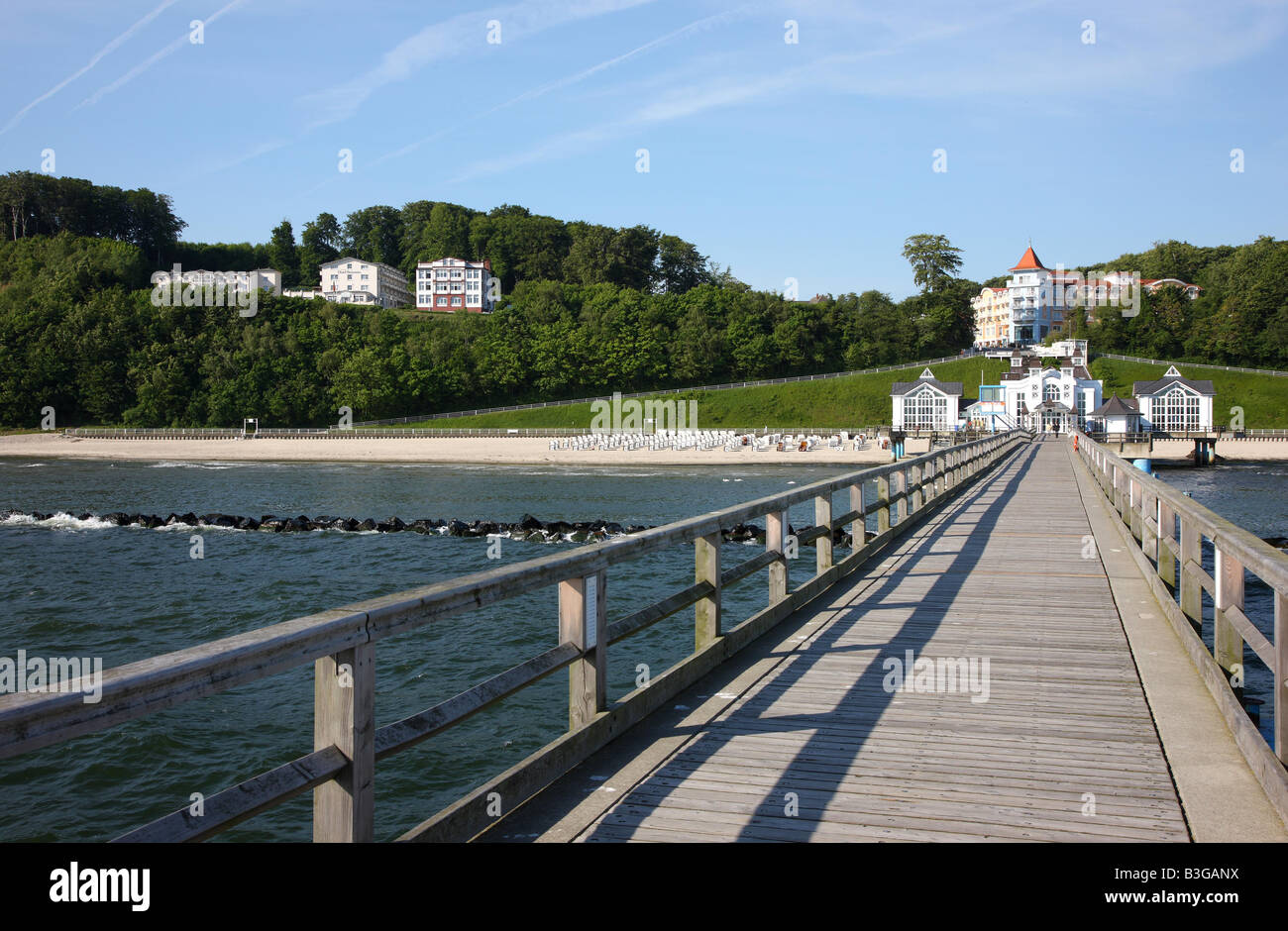 DEU, Germania, Ruegen: seabridge di Sellin Foto Stock