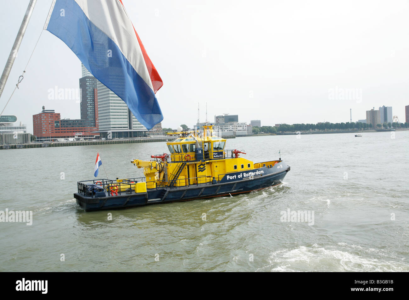 Porto, nave e contenitori di carico porta, Rotterdam, Paesi Bassi Foto Stock