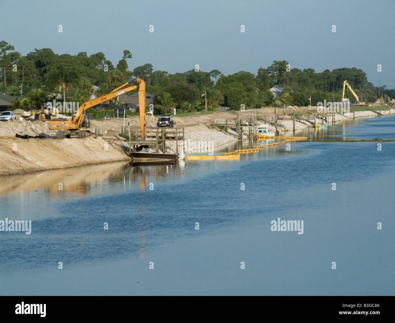 Canal bank rinforzo di miglioramento Foto Stock