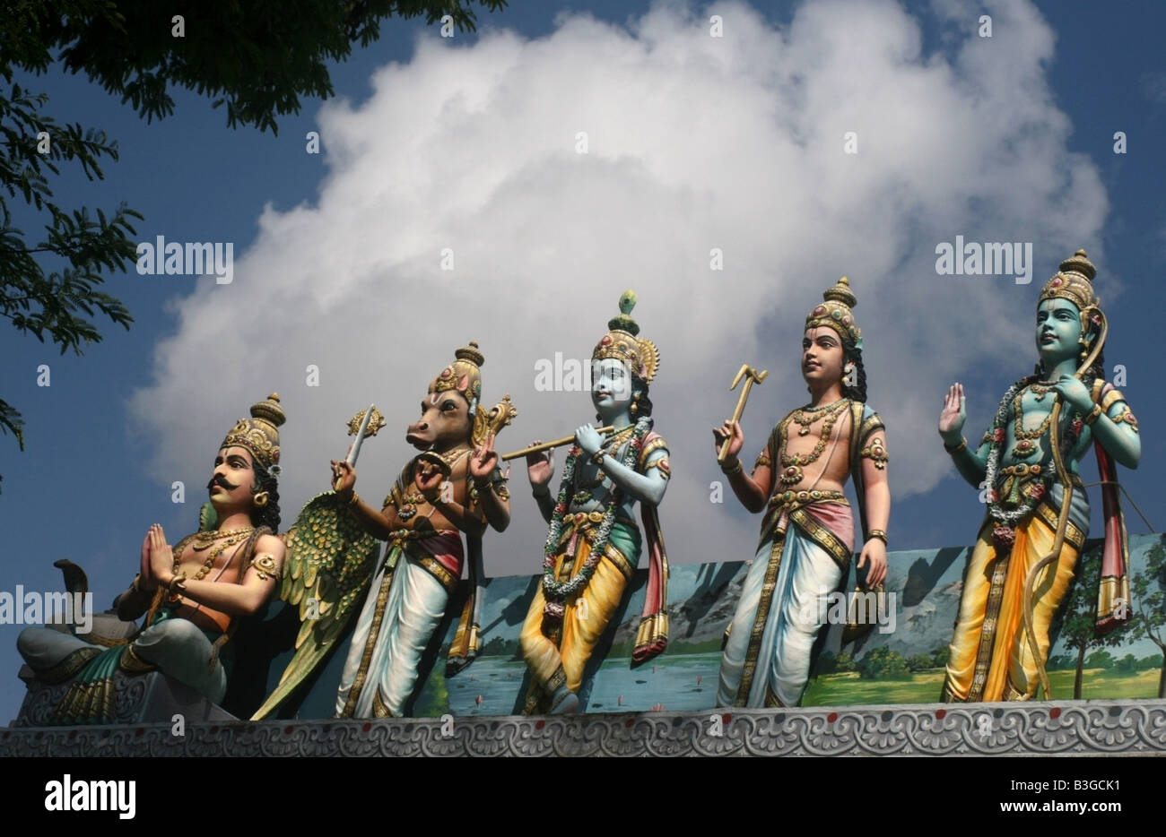 Vishnu avatar statue , Sri Srinivasa Perumal Temple , Singapore Sud Est asiatico Foto Stock