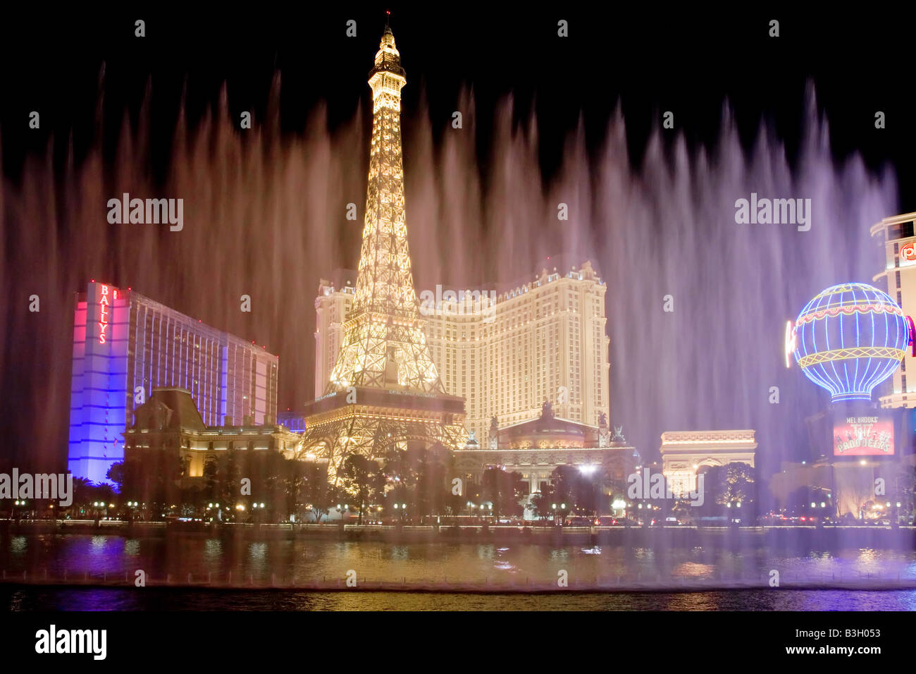 Il bellissimo display delle fontane del Bellagio a Las Vegas Foto Stock