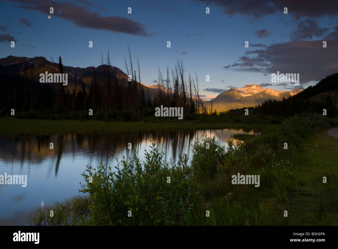 Montare Howard Douglas e il tramonto gamma nel Parco Nazionale di Banff Foto Stock