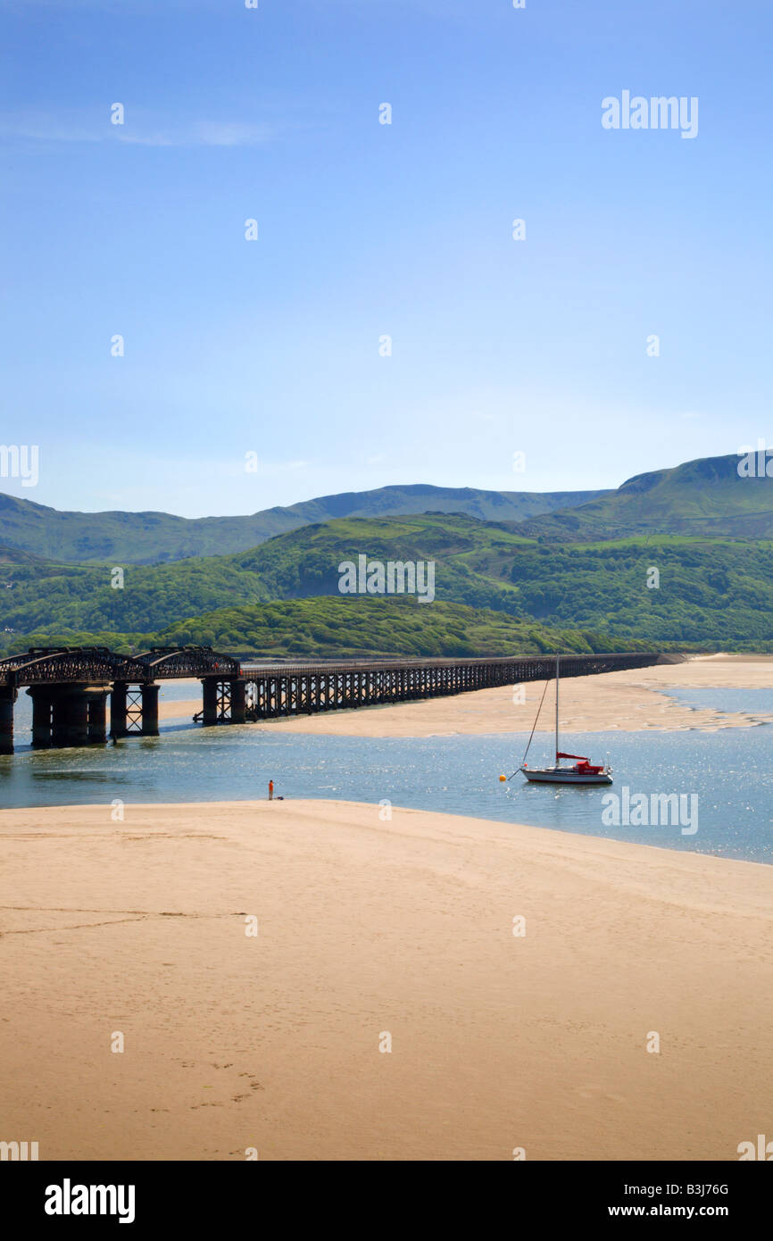 Barmouth Bridge Snowdonia nel Galles Foto Stock