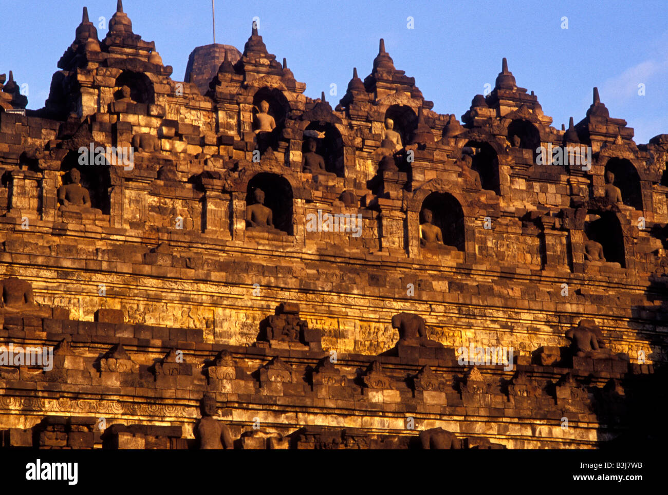 La parete orientale borobudur indonesia java Foto Stock