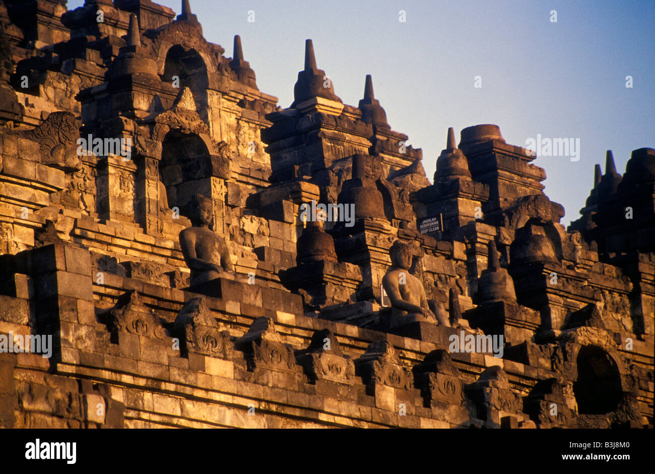 La parete orientale borobudur indonesia java Foto Stock