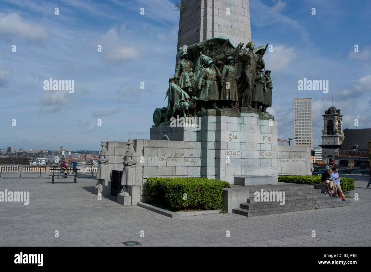 Monumento sulla collina Galgenberg, in memoria della fanteria belga che ha perso la vita durante le due guerre mondiali. Bruxelles, Belgio Foto Stock