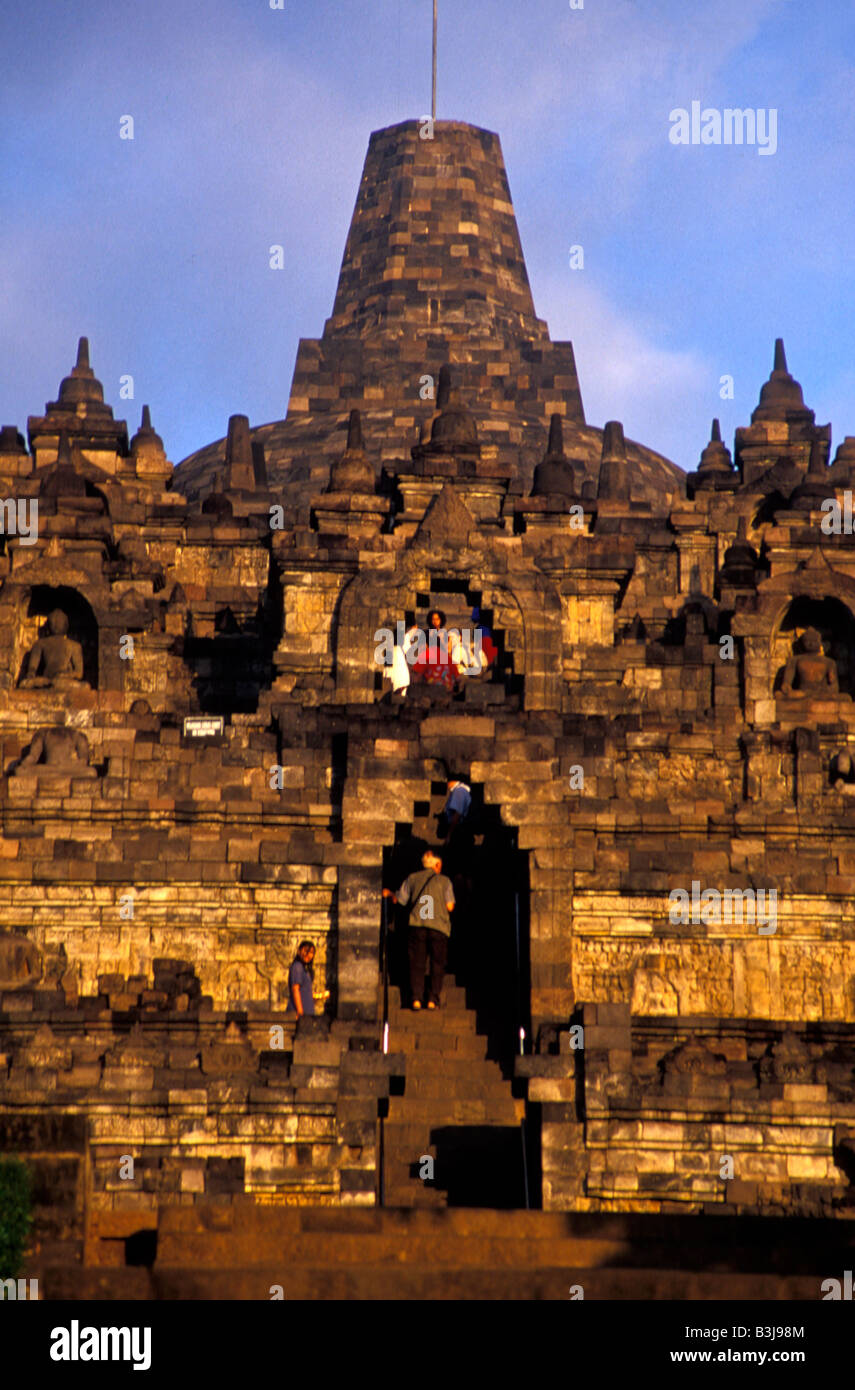 La parete orientale borobudur indonesia java Foto Stock