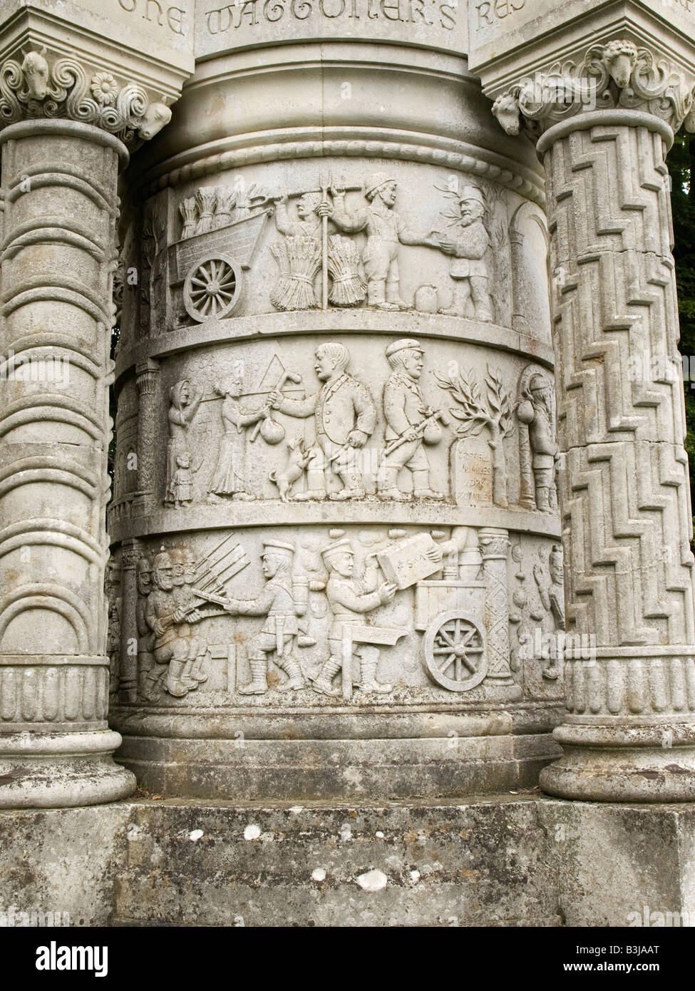 Dettagli sul monumento a Sledmere all'esercito wagoners società di trasporti fondata da Sir Mark Sykes durante la prima guerra mondiale Foto Stock