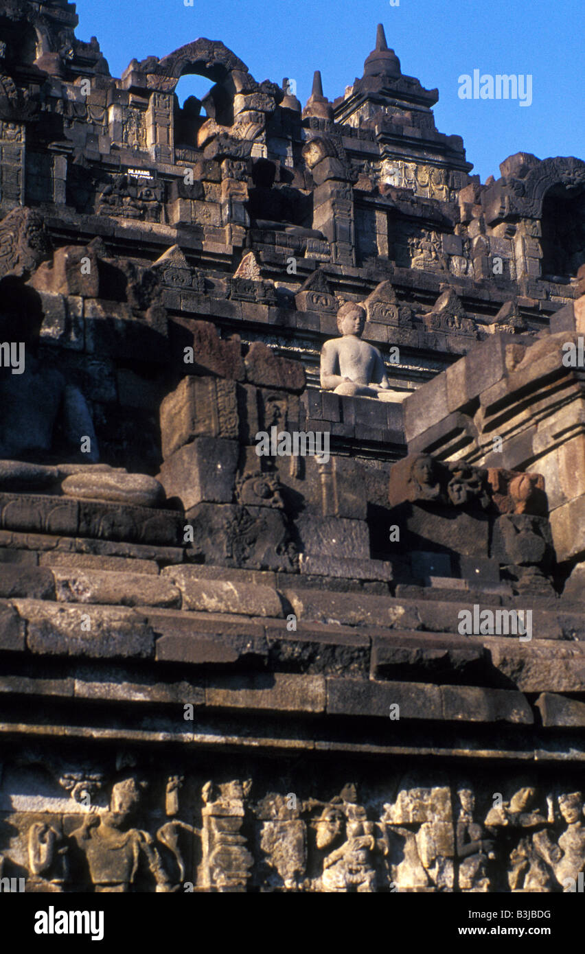 La parete orientale dettaglio borobudur indonesia java Foto Stock