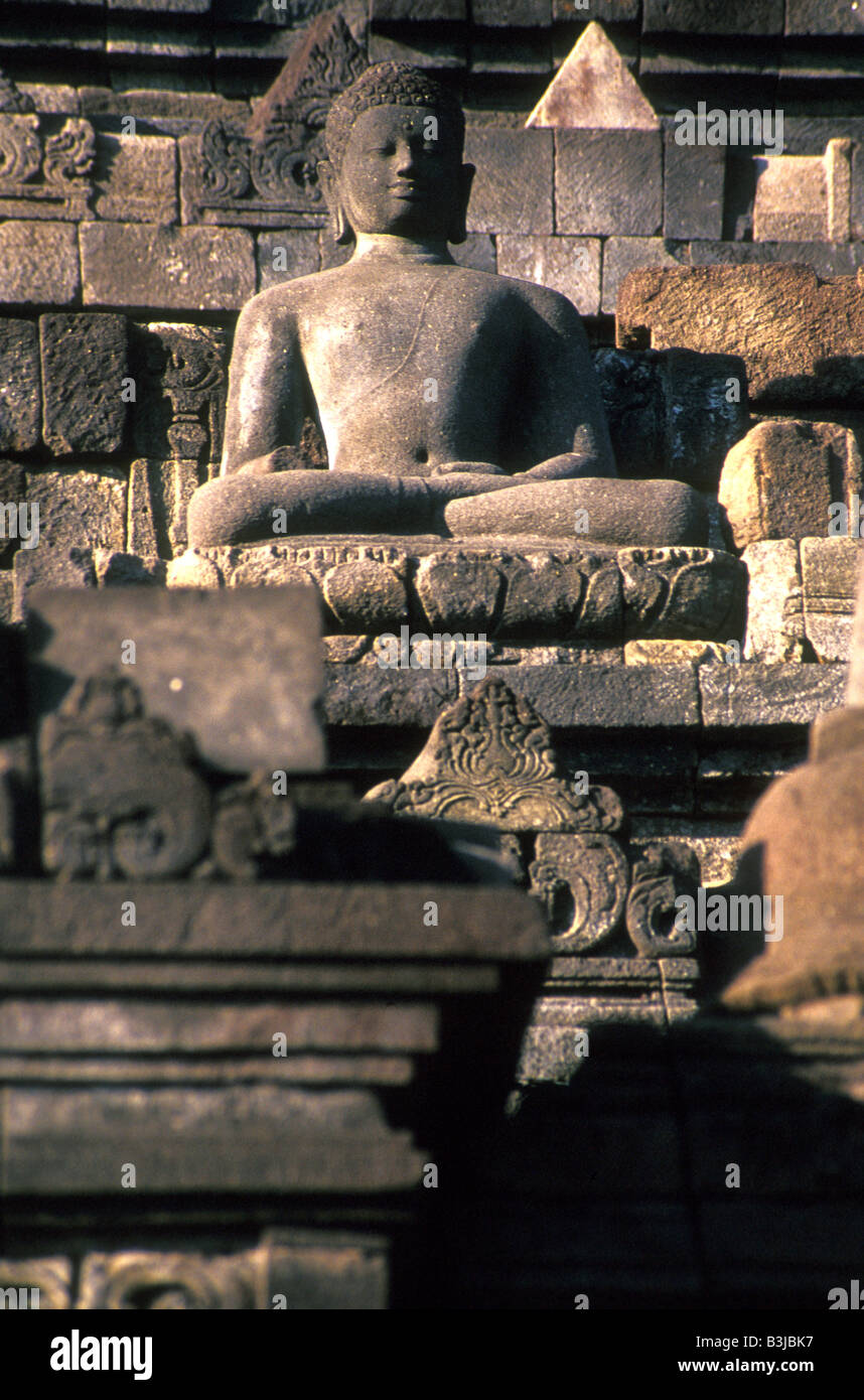 La parete orientale dettaglio borobudur indonesia java Foto Stock