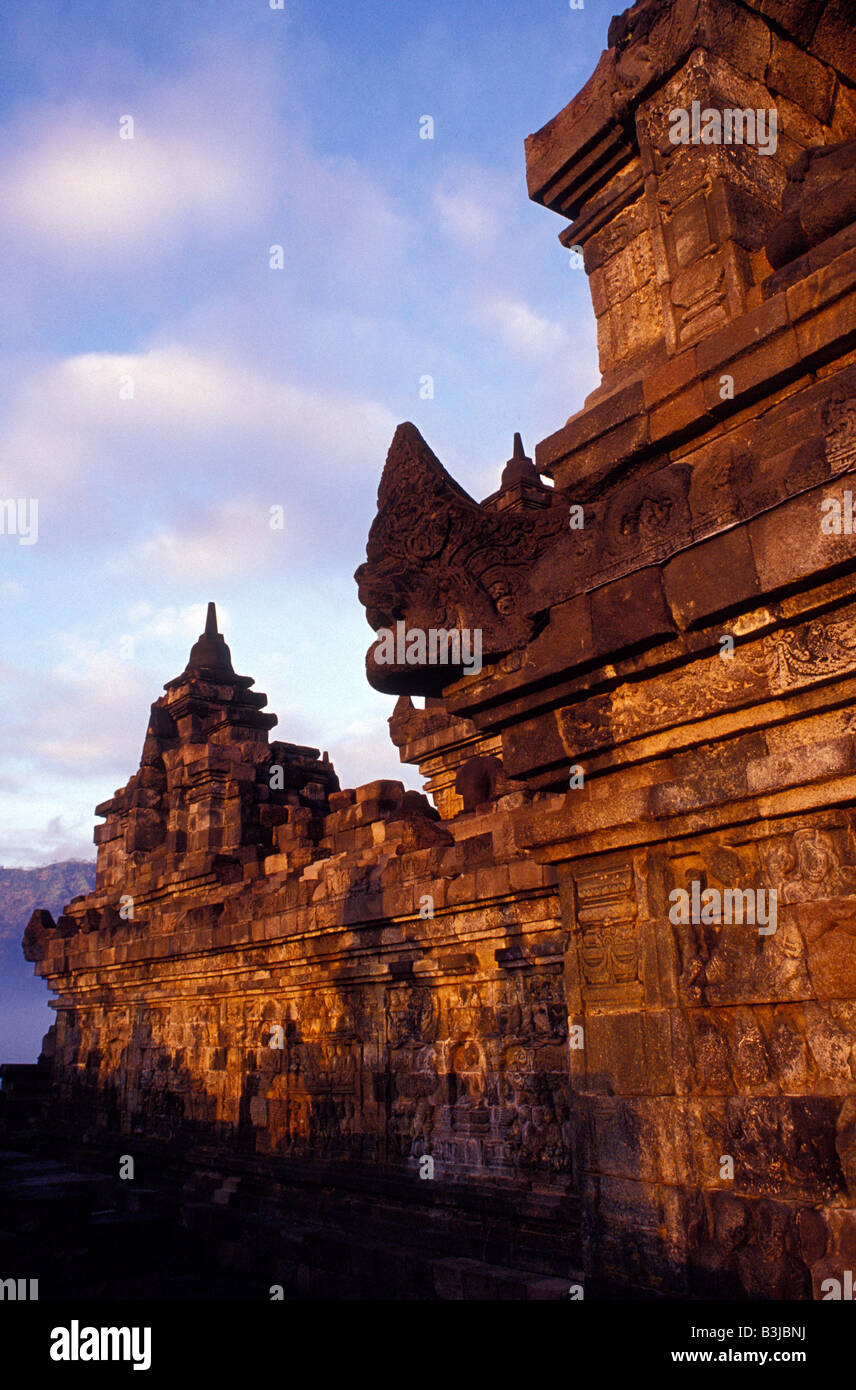 La parete orientale dettaglio borobudur indonesia java Foto Stock