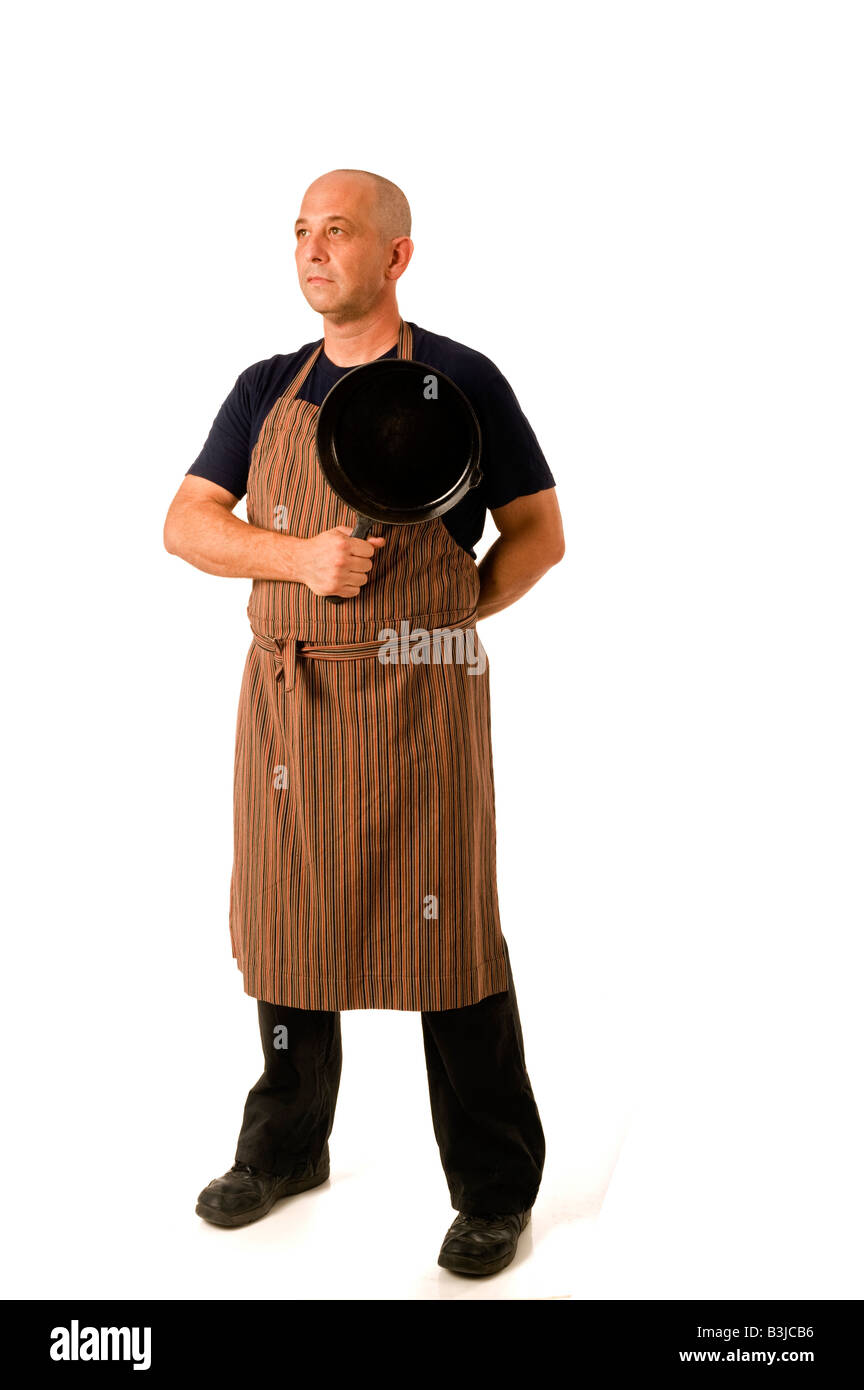 L uomo nella sua 40 con grembiule e utensili da cucina isolato su bianco  Foto stock - Alamy