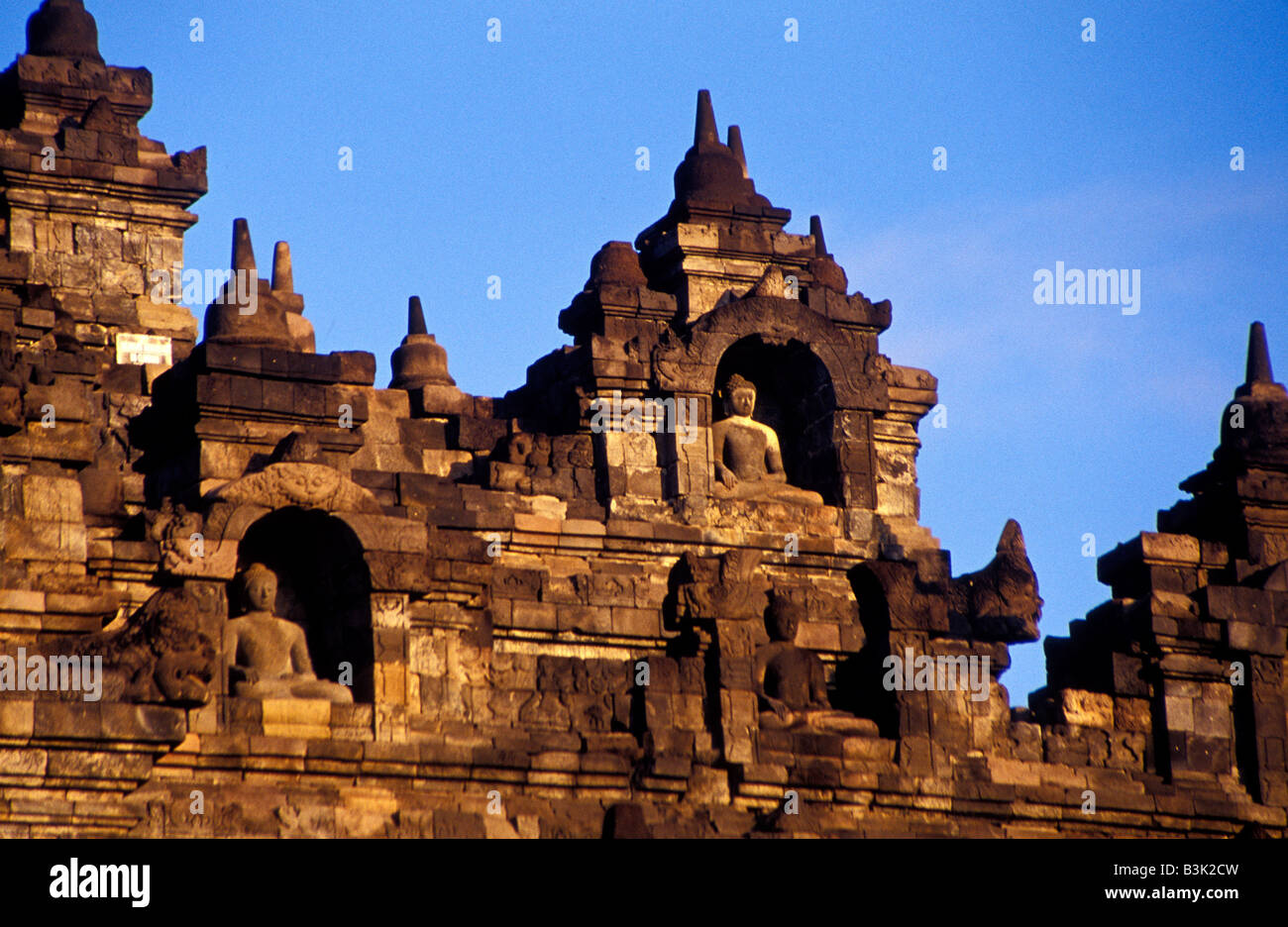 La parete orientale borobudur indonesia java Foto Stock