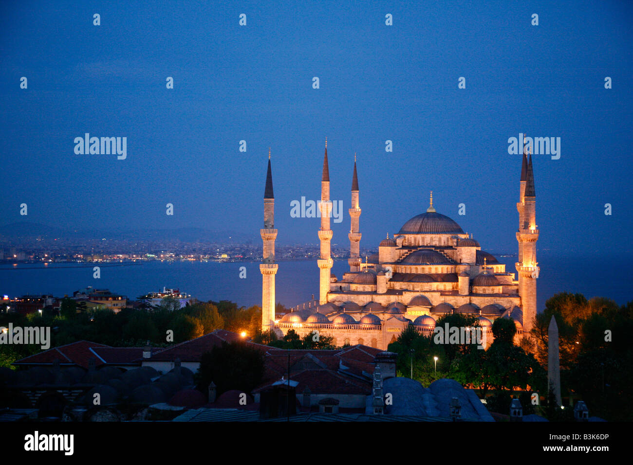 Maggio 2008 - La Moschea Blu o in suo nome turco Sultan Ahmet Camii Istanbul Turchia Foto Stock