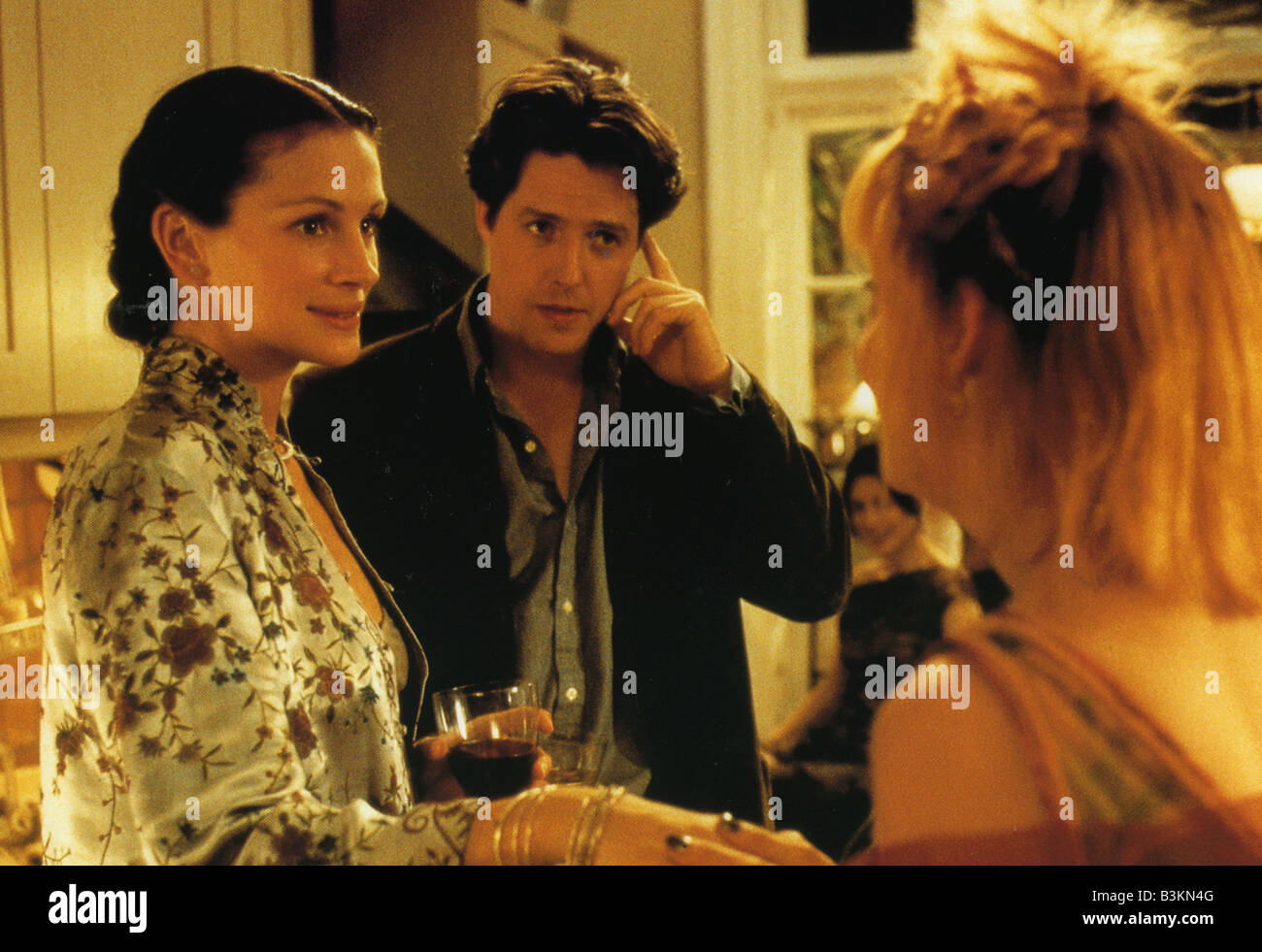 NOTTING HILL 1999 Polygram/Titolo di lavoro film con Julie Roberts a sinistra e Hugh Grant Foto Stock