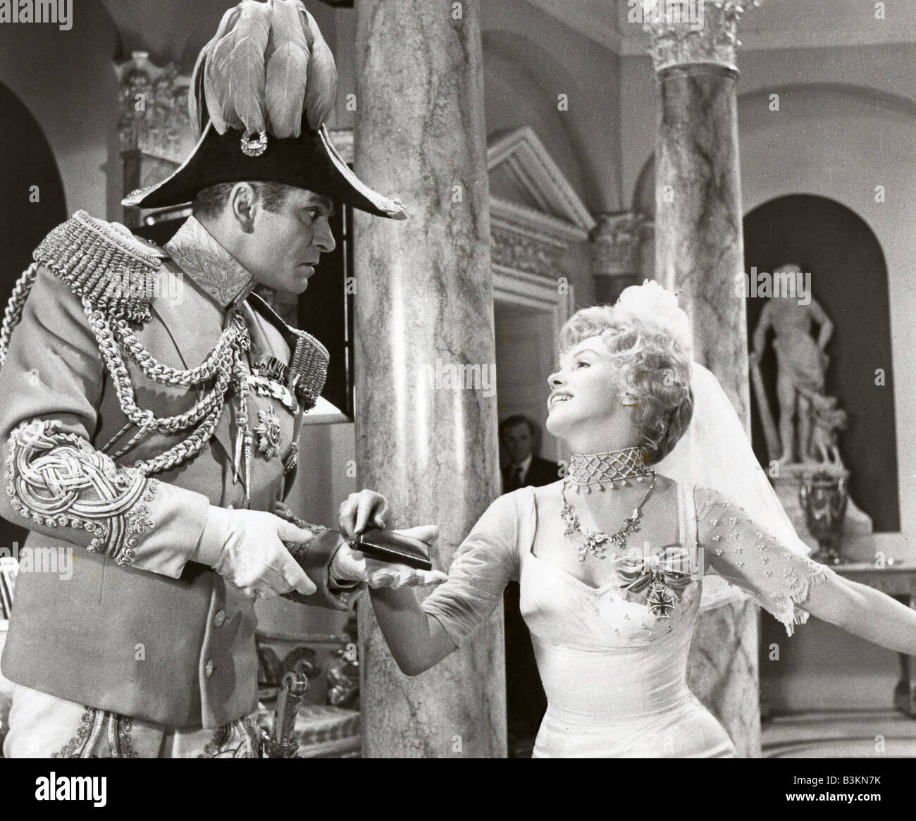 Il principe e la SHOWGIRL 1957 Warner film con Laurence Olivier e Marilyn Monroe Foto Stock