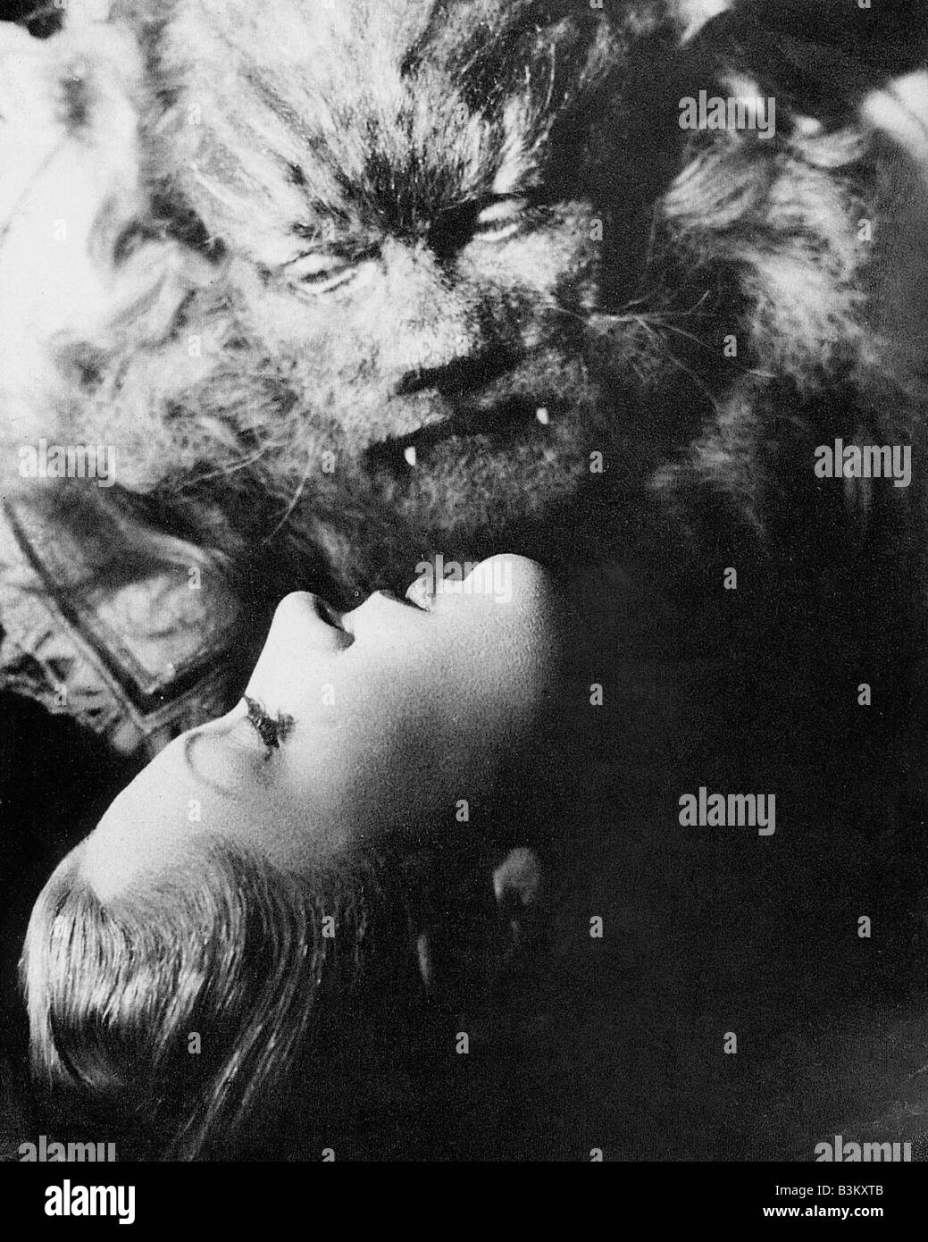 La bella e la bestia aka La Belle et la Bete 1946 DisCina film con Jean Marais come la bestia e Josette giorno come Belle Foto Stock