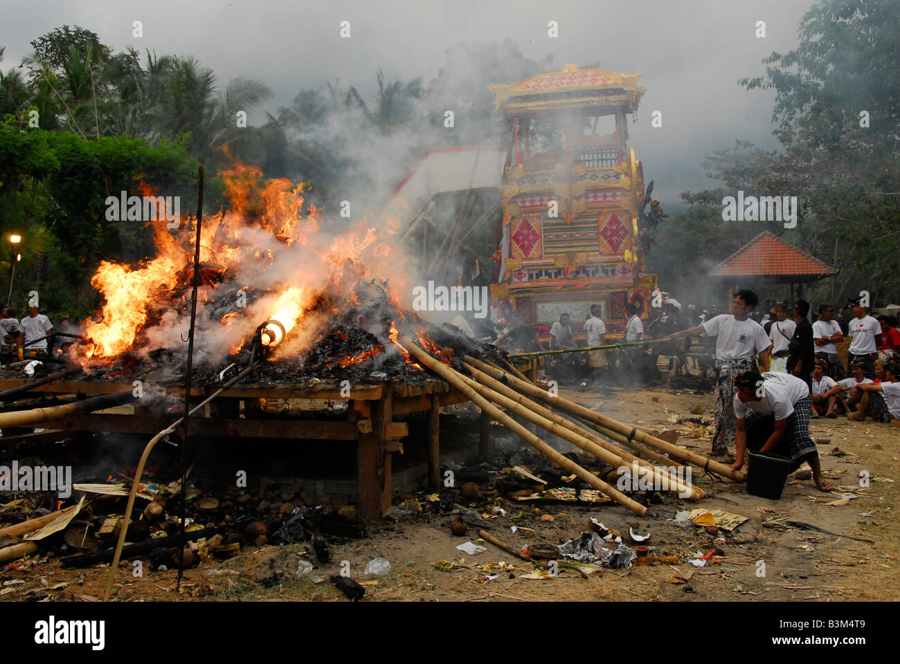 Massa cerimonia di cremazione , klungkung , bali , Indonesia Foto Stock