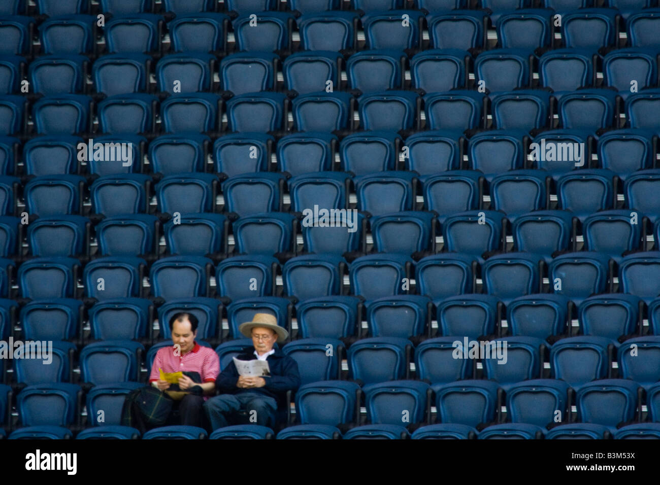 A pochi posti erano vuoti al Qwest Field durante il programma principale al campo di ricerca organizzata per il Dalai Lama s visita a Seattle Foto Stock