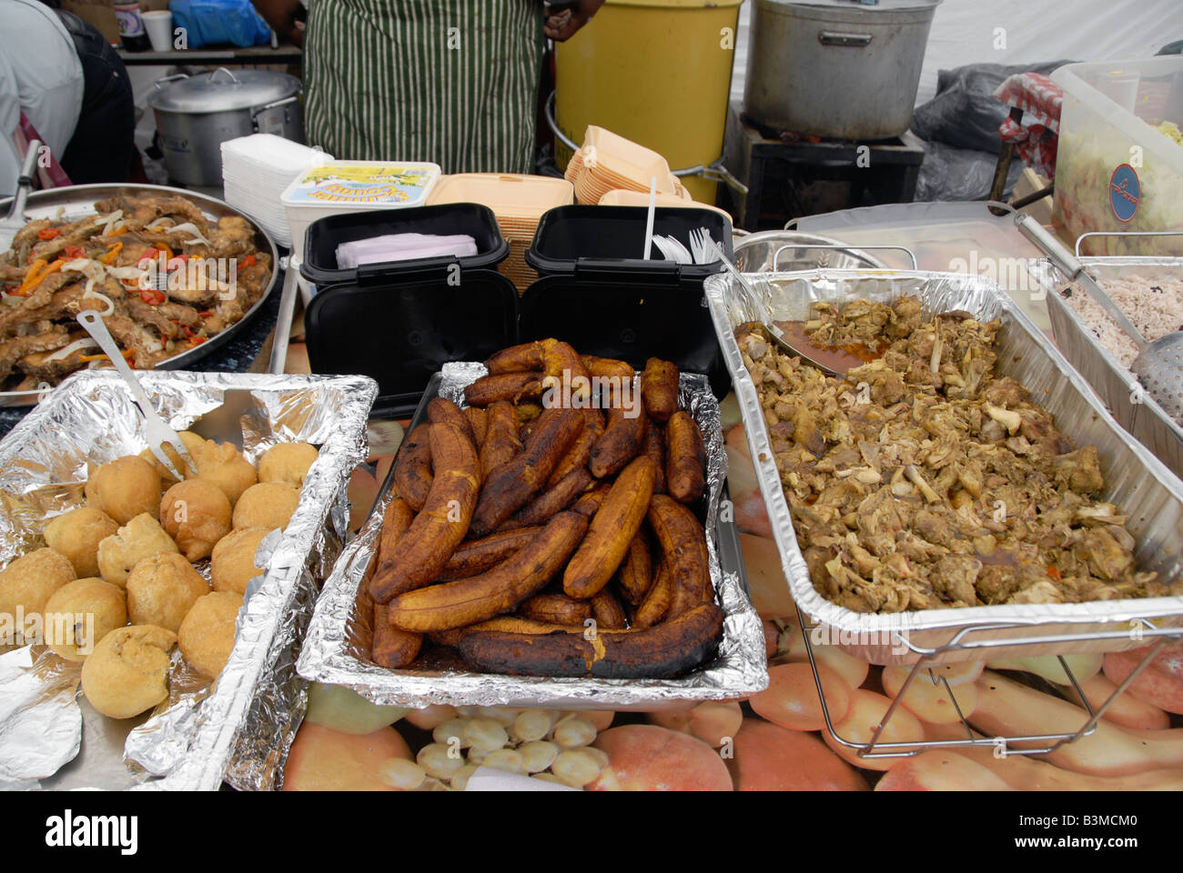 Cibo caraibico al carnevale di Notting Hill 2008 Foto Stock