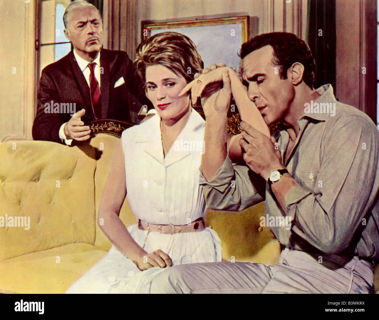 Tutto questo e troppo denaro aka amore è una sfera 1962 UA film con da sinistra Charles Boyer, Speranza Lange e Glen Ford Foto Stock