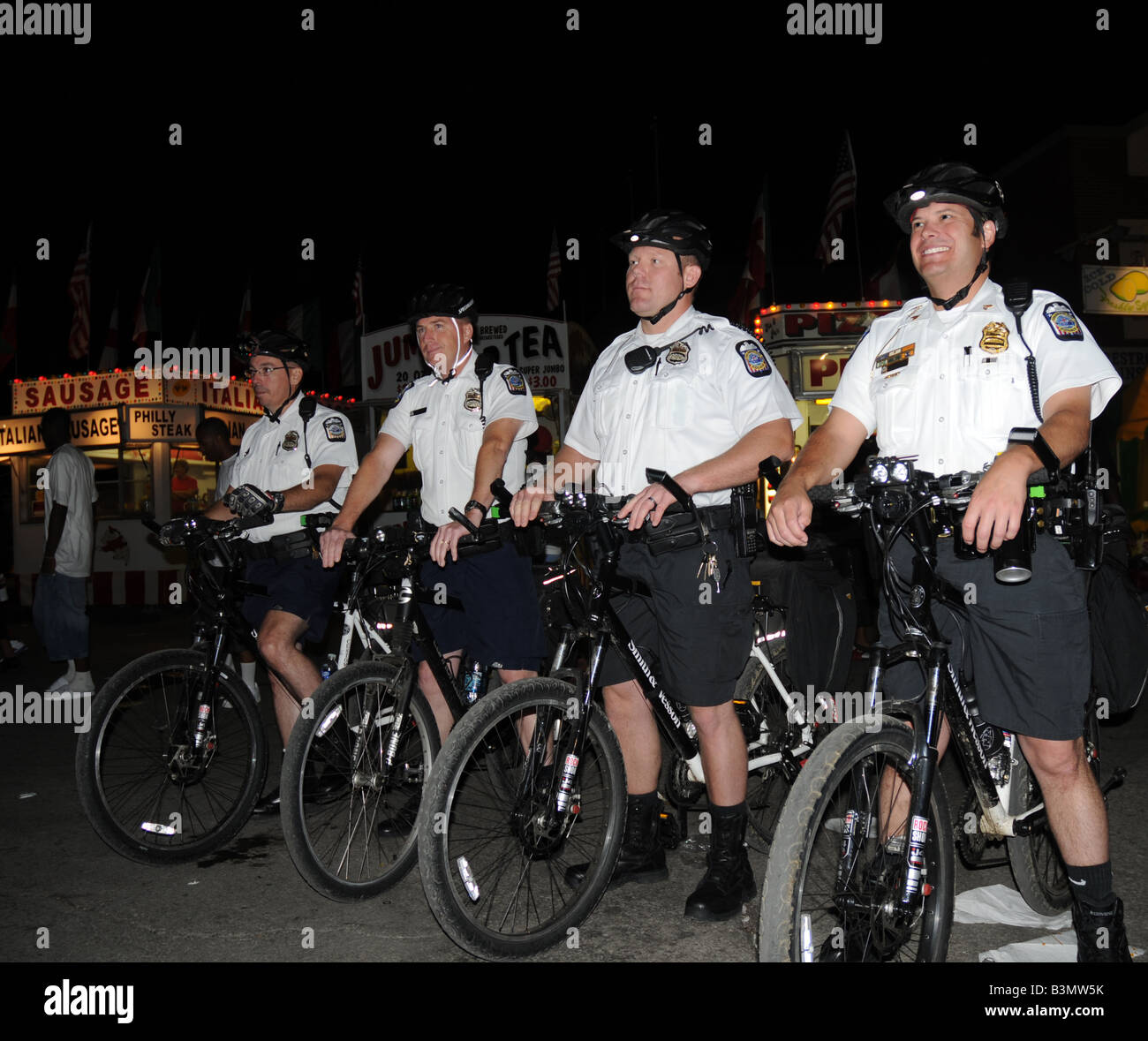 La polizia sulle biciclette, Columbus Ohio USA Foto Stock