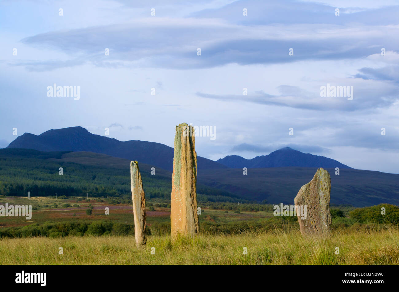 Età del Bronzo cerchio di pietra su Machrie Moor, Isle of Arran, North Ayrshire, in Scozia, Regno Unito. Foto Stock