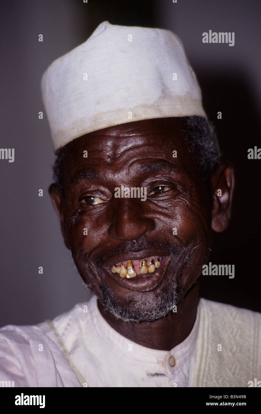 Zinder, Niger, Africa occidentale. Hausa Griot Manzo Maman. Foto Stock
