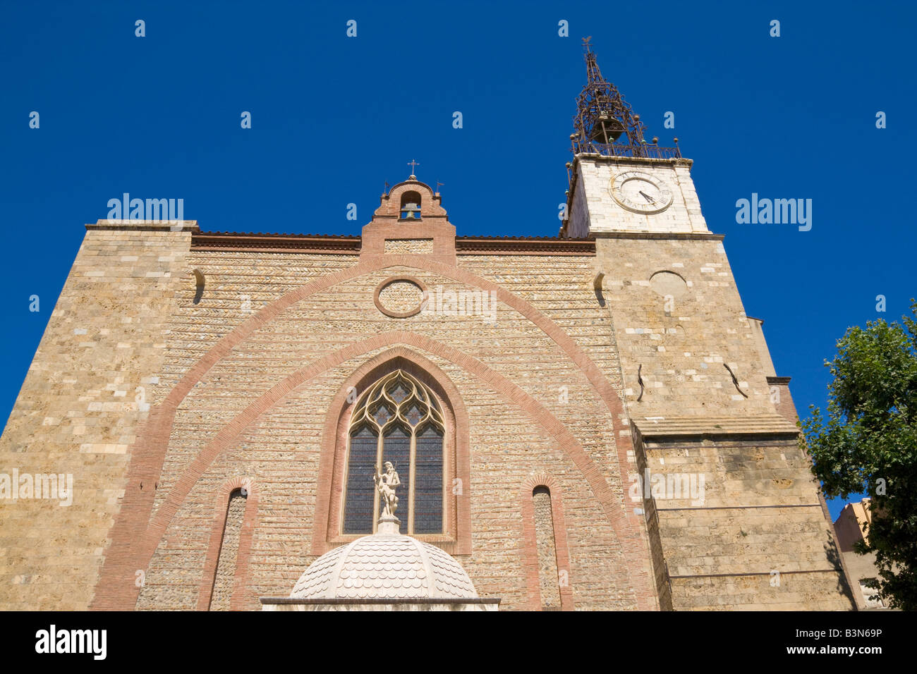 Il 'Cathédrale Saint Jean Baptiste' a Perpignan / Francia meridionale Foto Stock