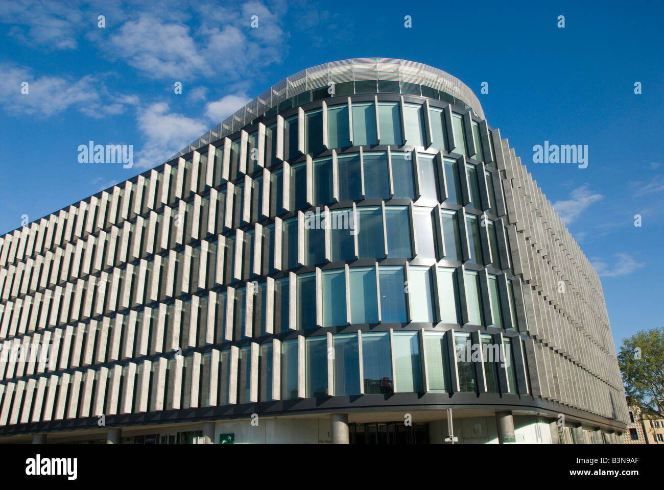 Edificio di Metropolitana di Varsavia Foto Stock