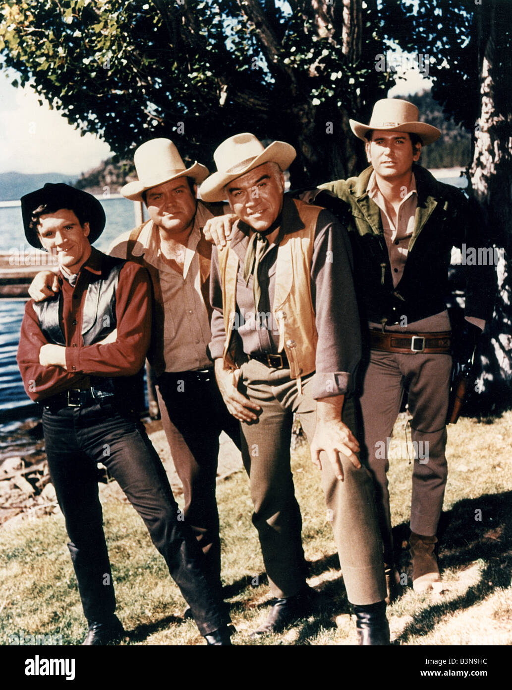 BONANZA US serie TV in senso orario da sinistra: Adam Cartwright, Dan Blocker, Lorne Greene e Michael Landon Foto Stock