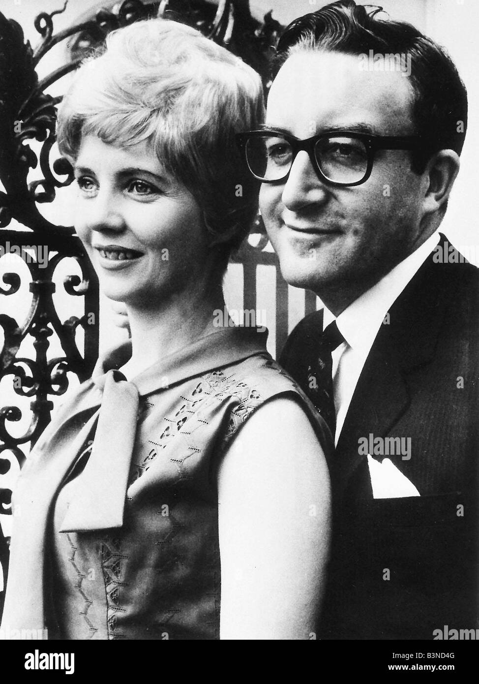 Peter Sellers con la sua prima moglie Anne Foto non datata si sono sposati nel 1951 Foto Stock
