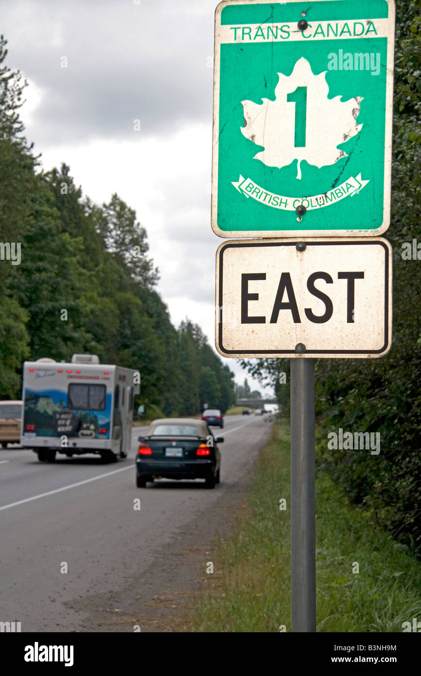 Cartello stradale marcatura Autostrada Trans Canada in British Columbia Canada Foto Stock