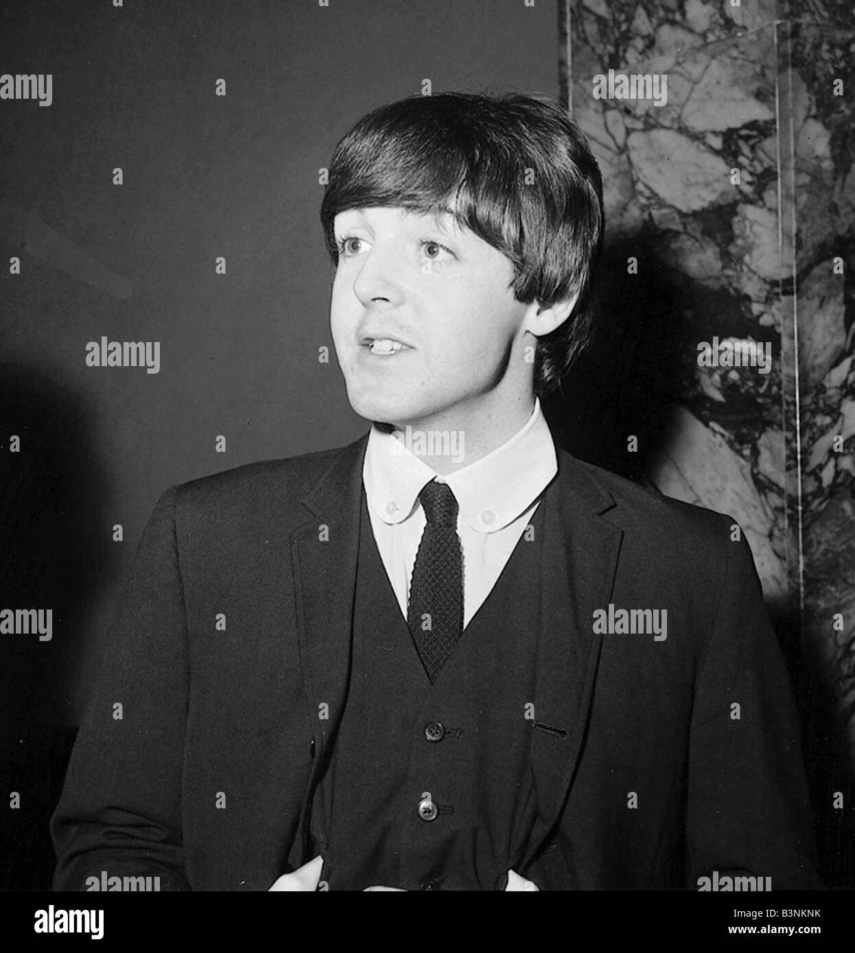 I file dei Beatles 1964 Paul McCartney a Kilburn Membro di sale da ballo Ottobre 1964 Foto Stock