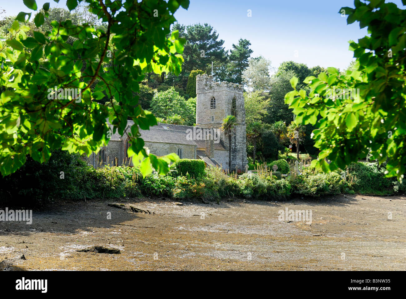 St.solo nella chiesa Roseland,Cornwall Foto Stock