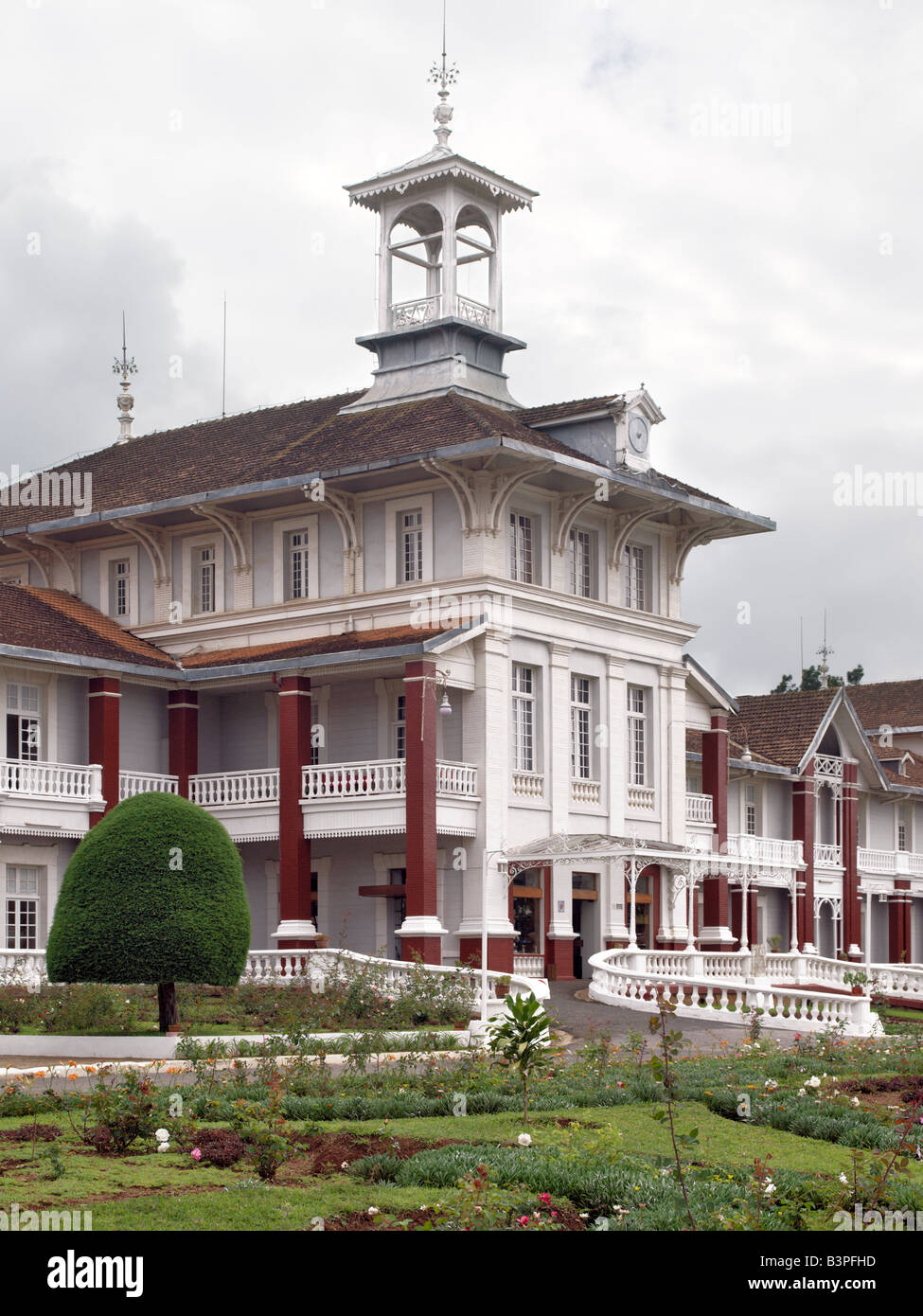 Madagascar, Southern Highlands, Il Magnifico Hotel des Thermes in Antsirabe fu costruito nel 1897 per i visitatori che desiderano bagnarsi i Foto Stock