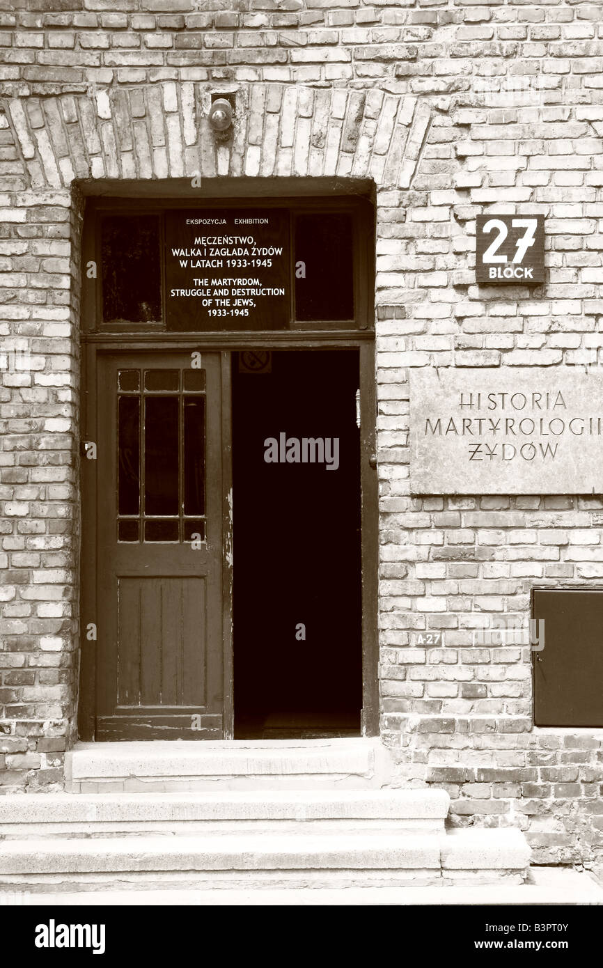 Ingresso al blocco 27 - Auschwitz-Birkenau Museo di Stato al campo di concentramento di Auschwitz vicino a Cracovia in Polonia Foto Stock